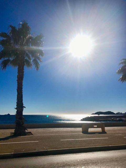La Ciotat : Superbe Appartement Proche Du Port Bagian luar foto